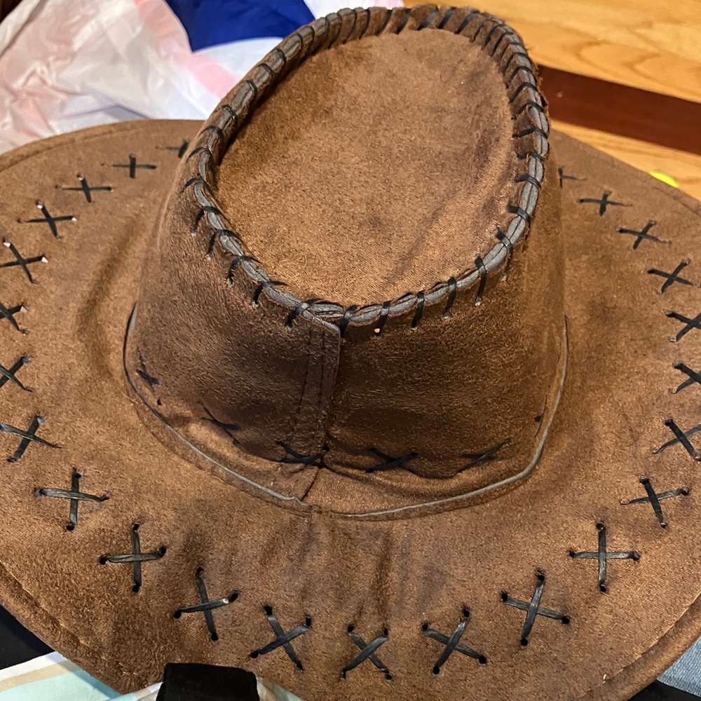 Brown Suede Cowboy Hat lr